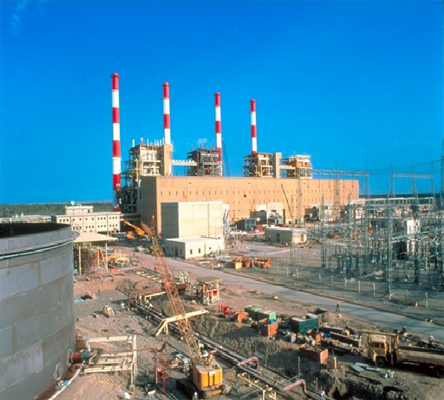 昭和53年：イラク・ハルサ火力発電所建設工事