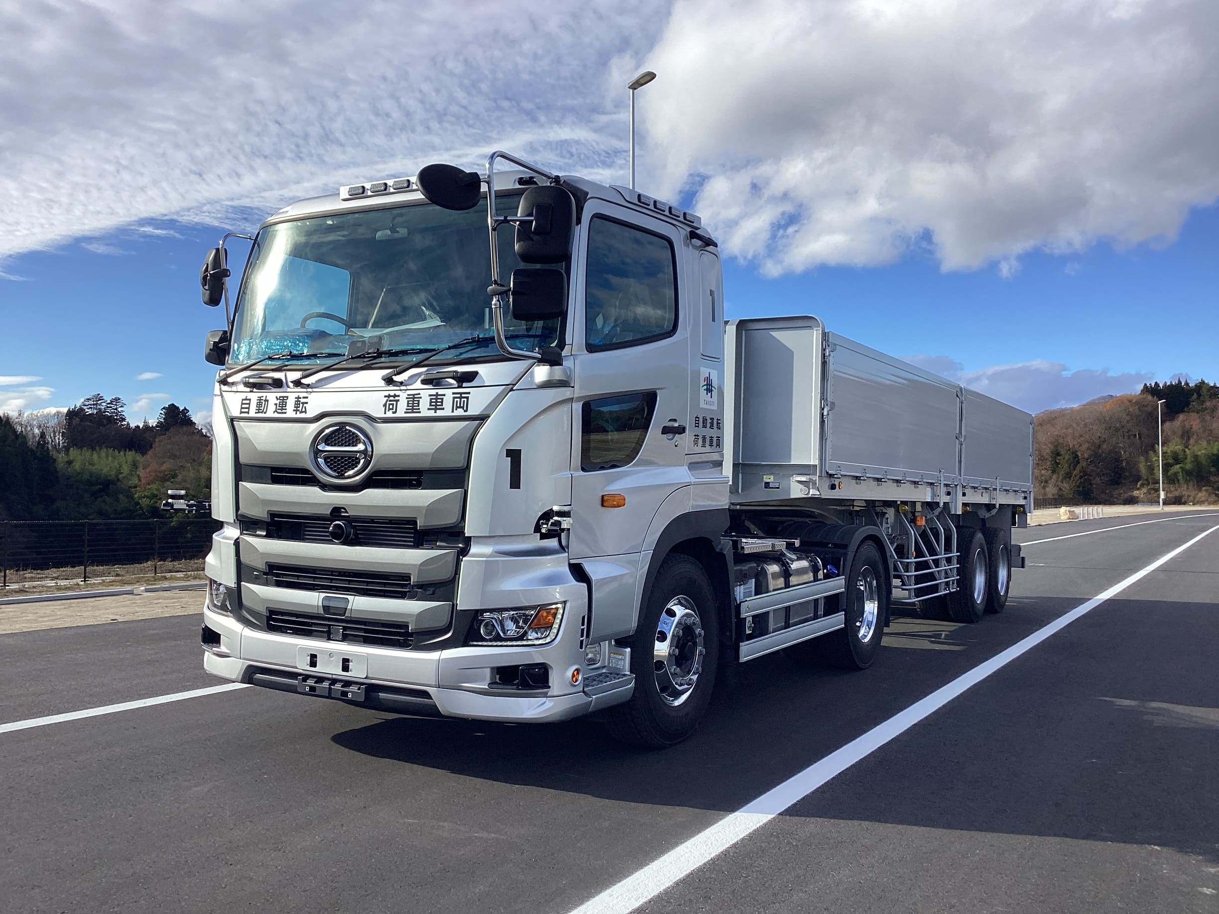連続自動走行大型トレーラ